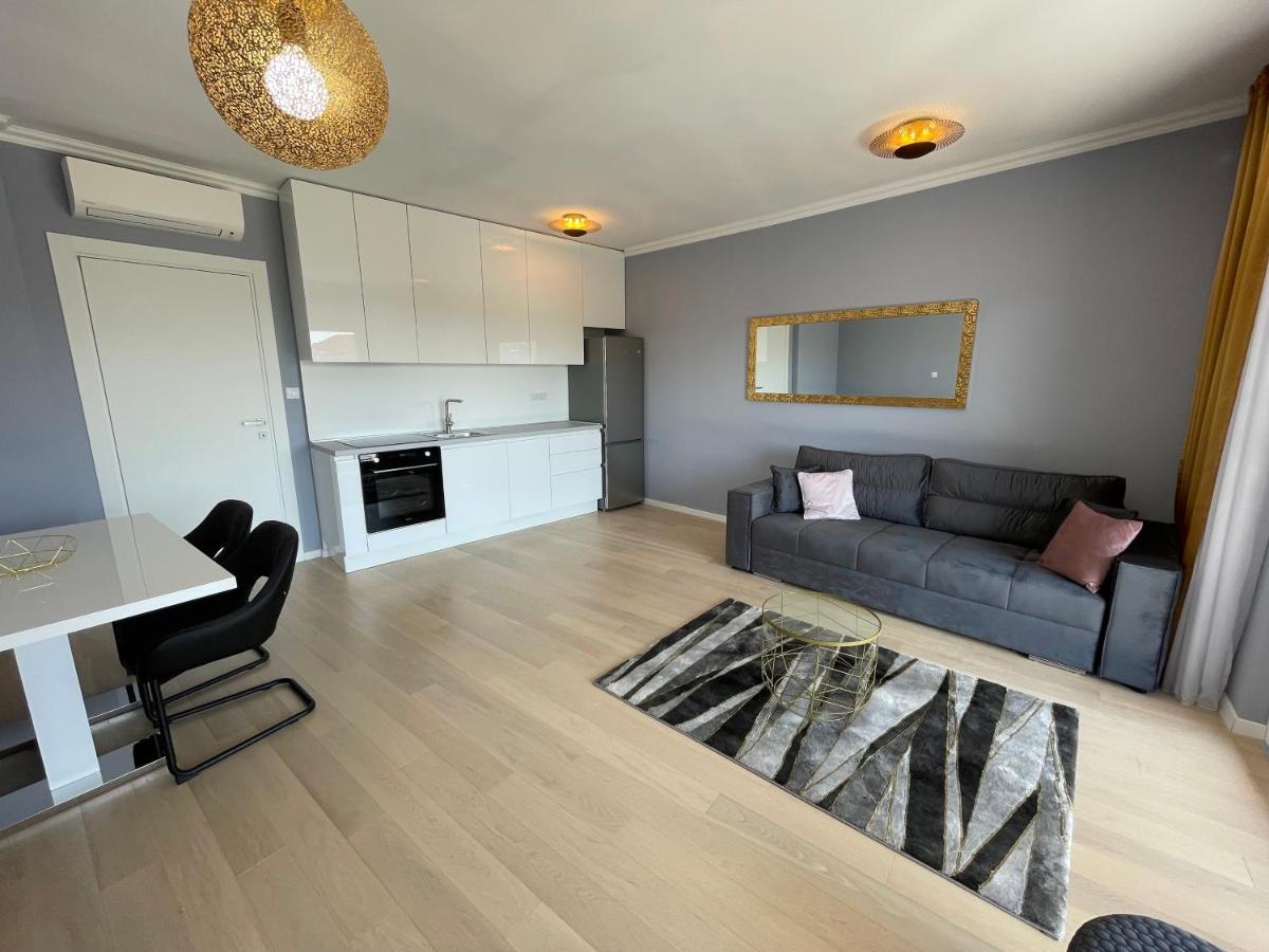 Lux Nanea Apartment Krk Town Luaran gambar